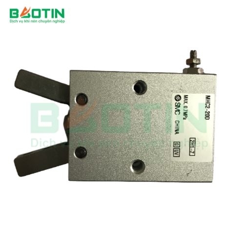 bep-au-4-hong-co-lo-nuong-inoksan-ino-7kg23s