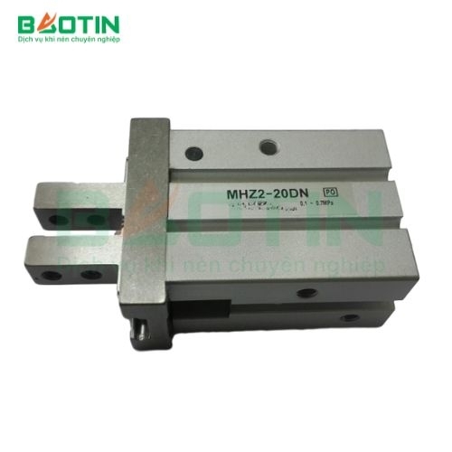 bep-au-4-hong-co-lo-nuong-inoksan-ino-7kg23s